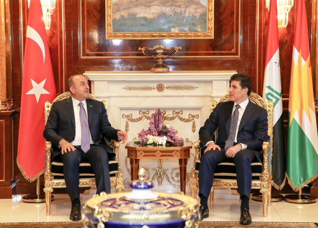 Wezîrê Derve yê Tirkiyê Çavusoglu gihist Hewlêrê