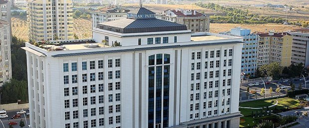 3 kes bo salvegera damezrandina AKP ê nehatin dawetkirin