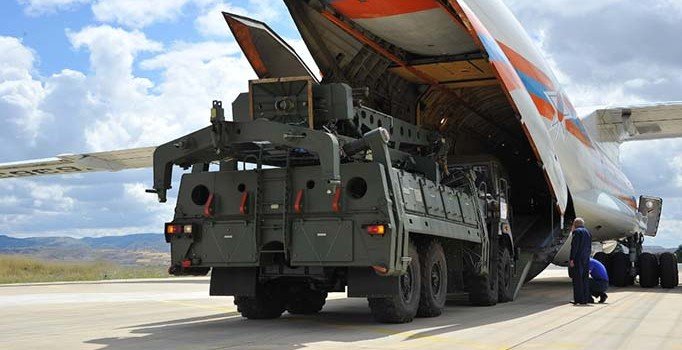 Amerîka li hemberê S-400an dorpêça sîlih ya ser Kibrisa Rûman rakir