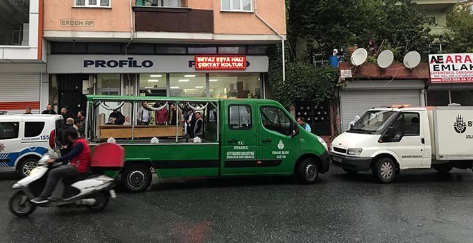 Ji malbata xwe 4 kesan kust