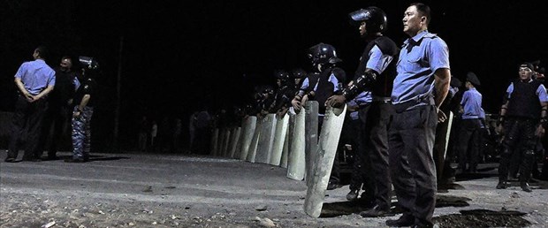 Car din avêtin ser mala Atambayev û wî binçavkirin