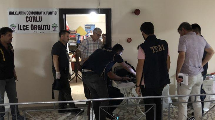 Polîs avêt ser avahiya HDP ê ya bajarê Çorluyê