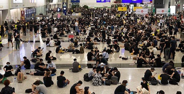 Seferên navdewletî yên Hong Kongê destpêkirin