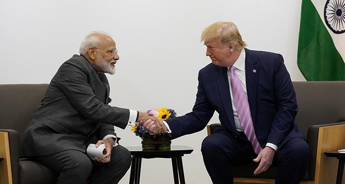 Trump bi Modî re li ser mijara Kesmîrê axifî