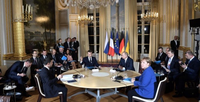 4 dewlet li  Parîsê civiyan