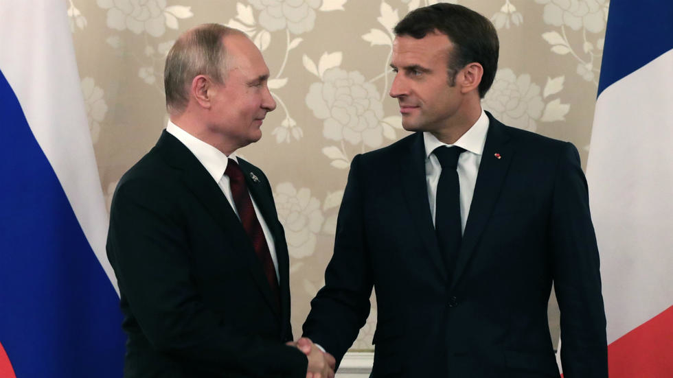 Putin û Macron li ser mijara Sûriyê axifîn