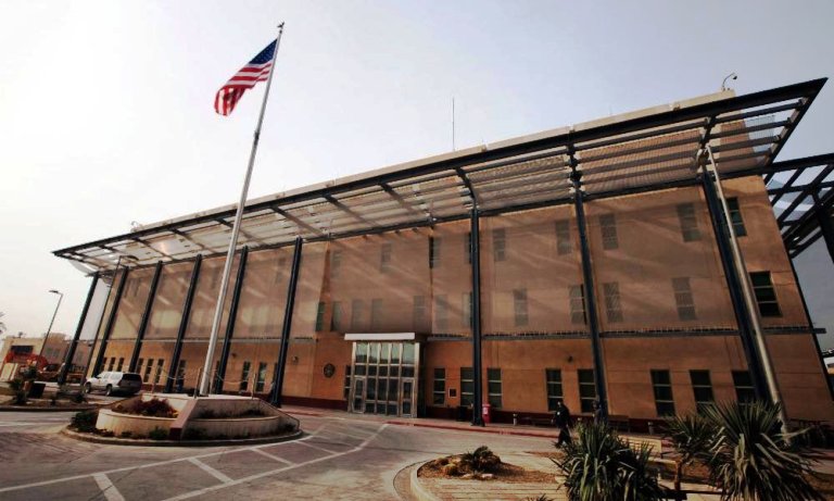 Bi fuzeyan êrîsî Balyozxaneya Amerîka ya Bexdayê kirin