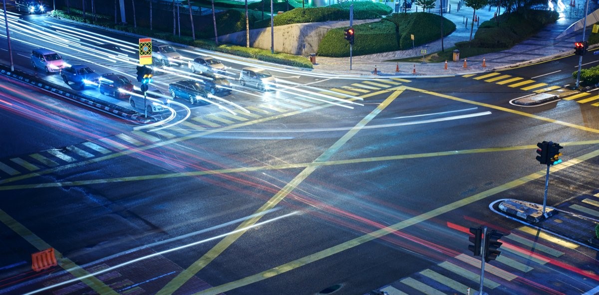 Danimarka kres û dibistanên seretayî vedike