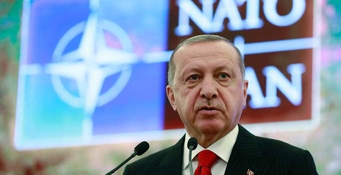 Erdogan bo Amerîkayê: Em tûka xwe naalêsin, ev der ne dewleta nehiye ye