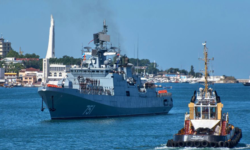 Fransayê bi bihayê 750 milyon euroyan 2 kestî firotin Îmarat