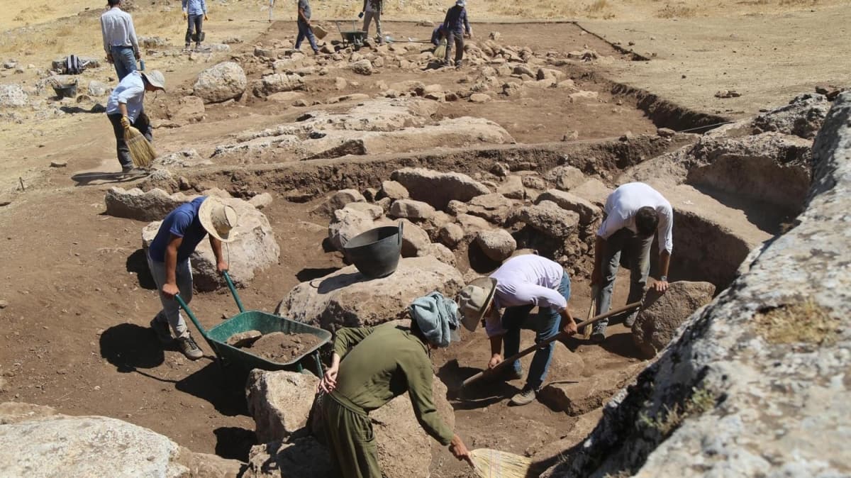 Xerawreskekî (Göbeklitepe) din xuya dike