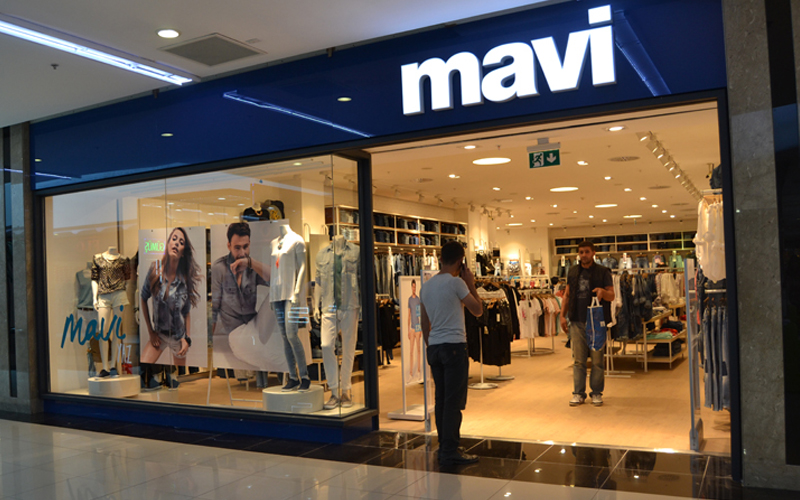 Sîrketên mezin bo demekî maxazayên xwe digrin