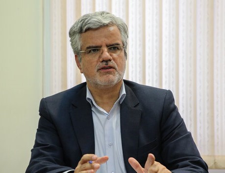 Parlementerê Îranî bi coronavîrusê ket û wesiyeta xwe kir