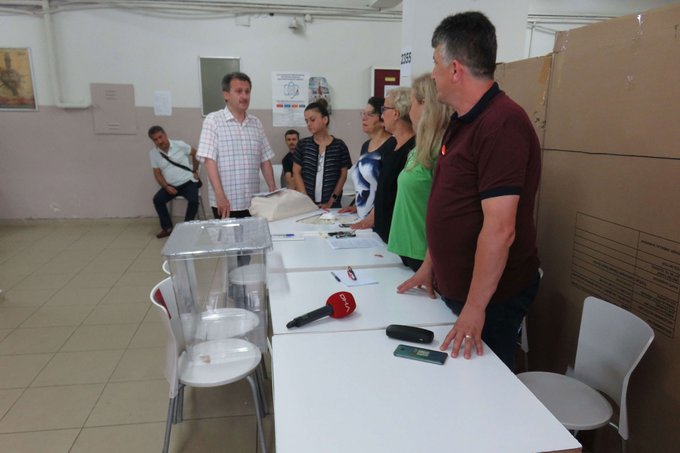 Proseya Dengdanê Dest pê kir | Kurdên Stenbolê qedera hilbijartinê diyar dikin