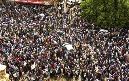 Li wî welatî di xwepêsandanan de 7 kes hatin kustin û bi dehan kes birîndar birîndar bûn