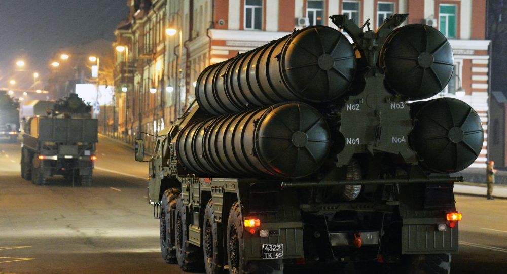 Ajansa Rûsî: Fuzeyên S-400an dawiya havînê bi kestiyê tên sandin