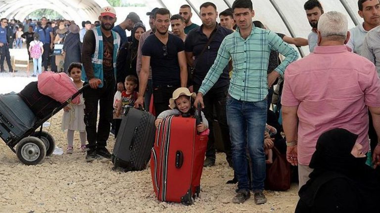 Di du hefteyan de 1.685 penaberên Sûrî ji Stenbolê hatin derxistin