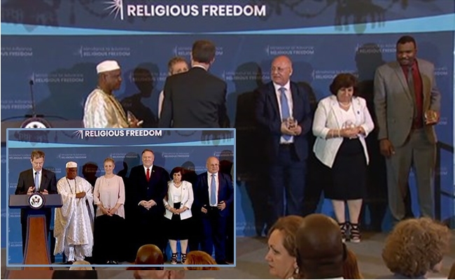 Du mesîhiyên Duhokî yekem ‘Xelata Azadiya Olî ya Amerîkayê’ wergirtin