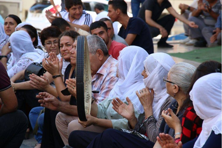 Li Amedê protestoyên li dijî biryara qeyûmî di roja hestemîn de berdewam dikin