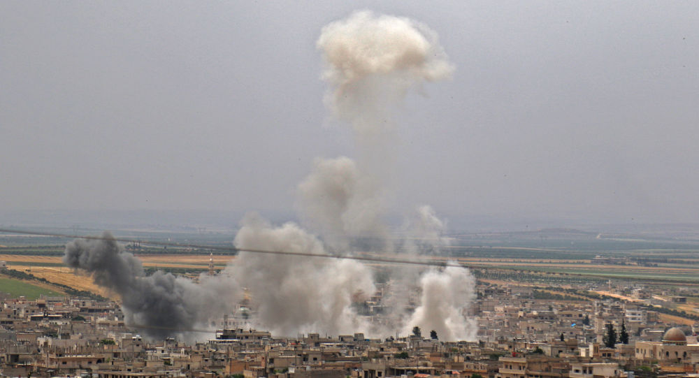 SOHR: Hêzên hikûmeta Sûrîyê li Îdlibê êrîsên esmanî li dar dixe