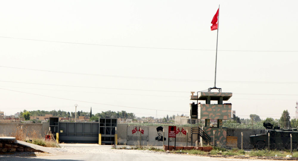 Rayedarên leskerî yên Amerîka û Tirkiyê li ser sînorê Rojava civiyan