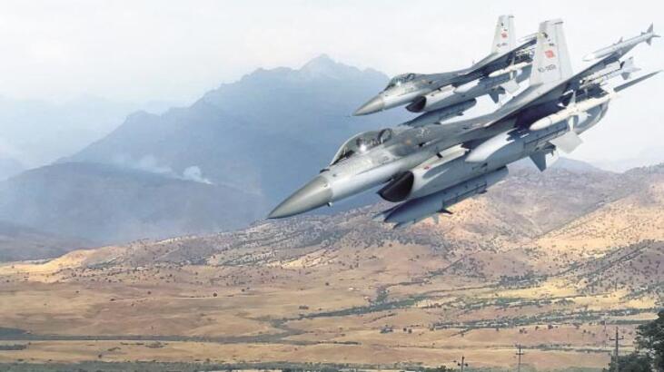 Balafirên Tirkiyê bombe barandin: 'Li otomobîla PKKê xistin'