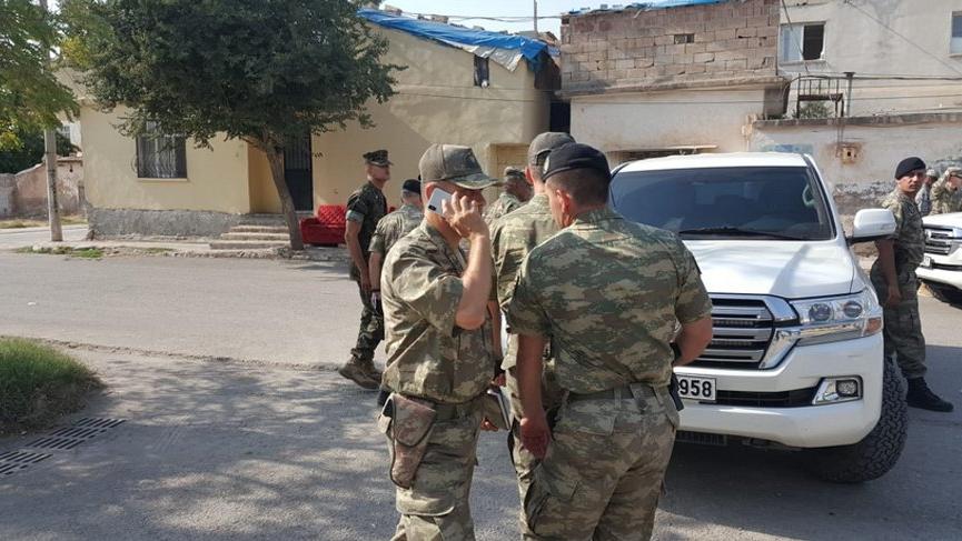 Fermandarên Amerîkî pistî serdana Enqerê derbasî sînorê Rojava bûn