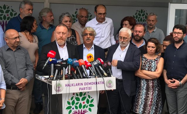 'Rejîma Erdogan rûpeleke din a sermê li dîroka Tirkiyê zêde kir'