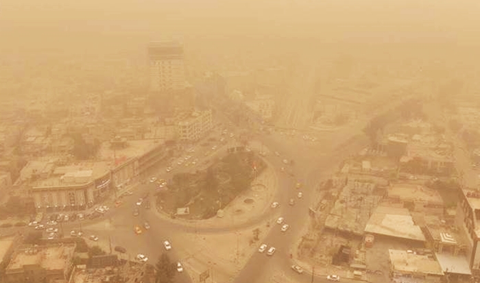 Li Kerkûkê xetereya bahoza tozê didome: 110 kes rakirin nexwesxaneyan