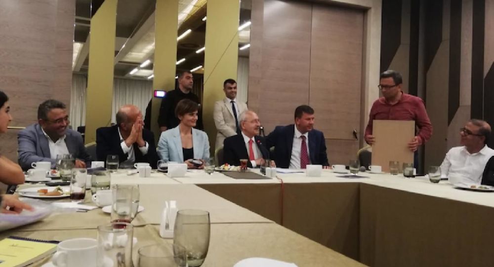 Kiliçdaroglu: Kürtçe kurslar hayata geçirilecek