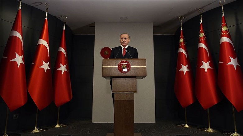 Türkiye'nin 81 ilinde bayramda sokaga çikma yasagi...