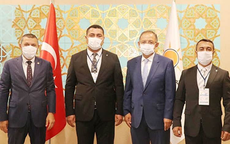 HDP’den istifa eden 2 belediye baskani AKP’ye geçti