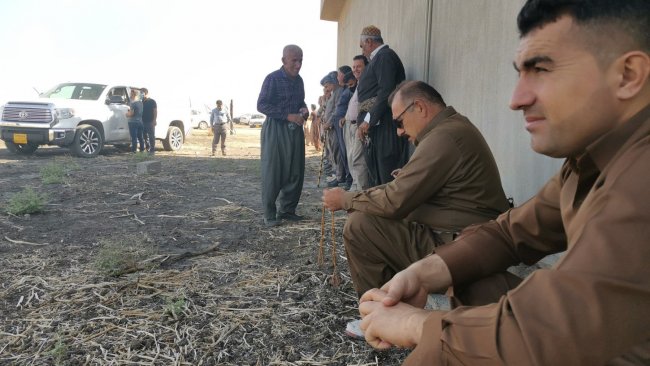 “Hasdi Sabi komutani, Kürt çiftçilere ait tarlalari isgal etti”