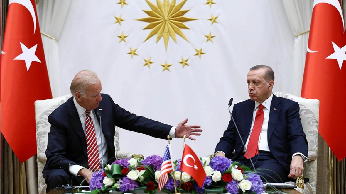 “Artik Türkiye-ABD ittifakinin temelleri yok, ABD kendisini kandiriyor!”