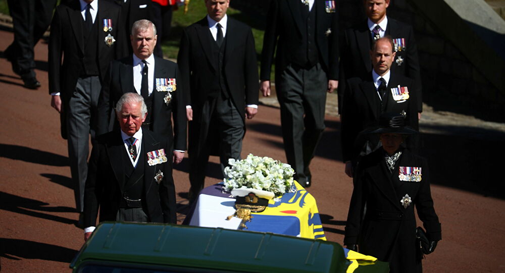 Kraliçe 2. Elizabeth'in esi son yolculuguna ugurlandi