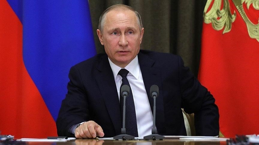 Putin, Yeni START'in uzatilmasina yönelik karari imzaladi