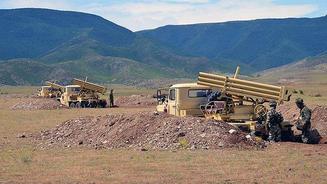 Iran’dan Azerbaycan’a uyari: Sinirlarimizda yeni bir olusum istemiyoruz!