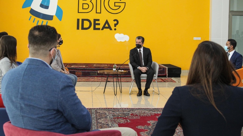 Basbakan Süleymaniye’de genç girisimcilerle görüstü