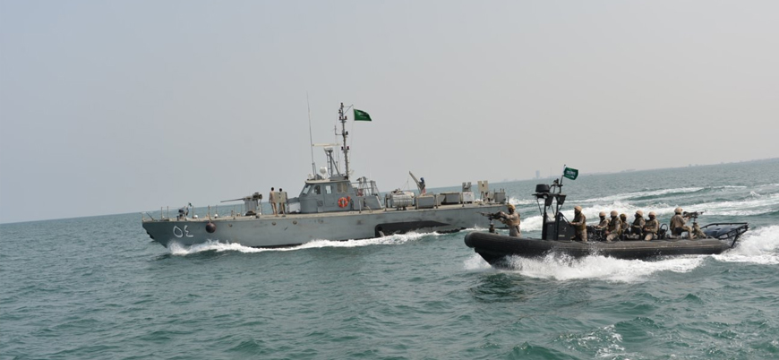 Koalisyon, Iranli milislere ait 2 bomba yüklü tekneyi imha etti