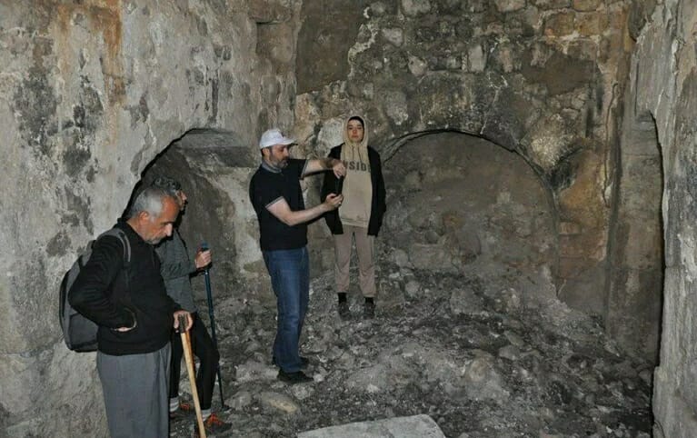 Sirnak'ta bin 700 yillik manastir kesfedildi