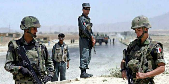 Fransa’dan kritik Taliban uyarisi!