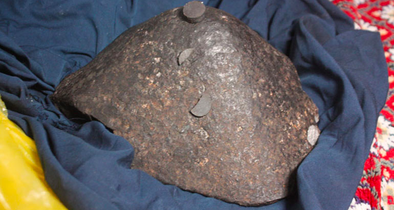 Diyarbakir'da 50 TL'lik kömür torbasindan 360 bin dolarlik göktasi çikti