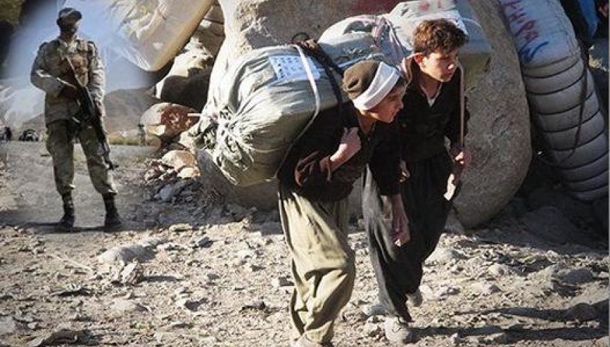 Rojhilat | Iran güçleri, Bane'de Kürt kolberleri hedef aldi