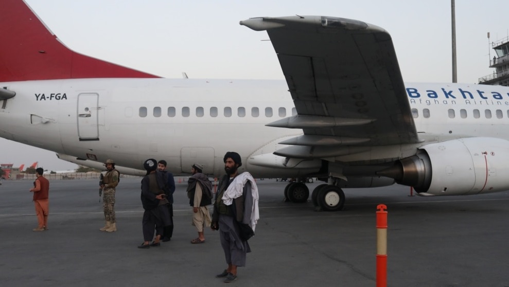 ABD: Son uçusta birçok ülkenin vatandasi Afganistan'dan ayrildi!