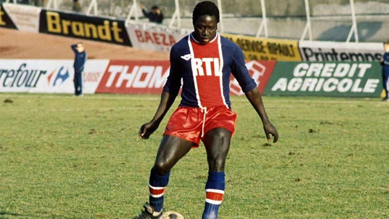 Futbolîzê Fransî pistî 39 salên komayê jiyana xwe ji dest da