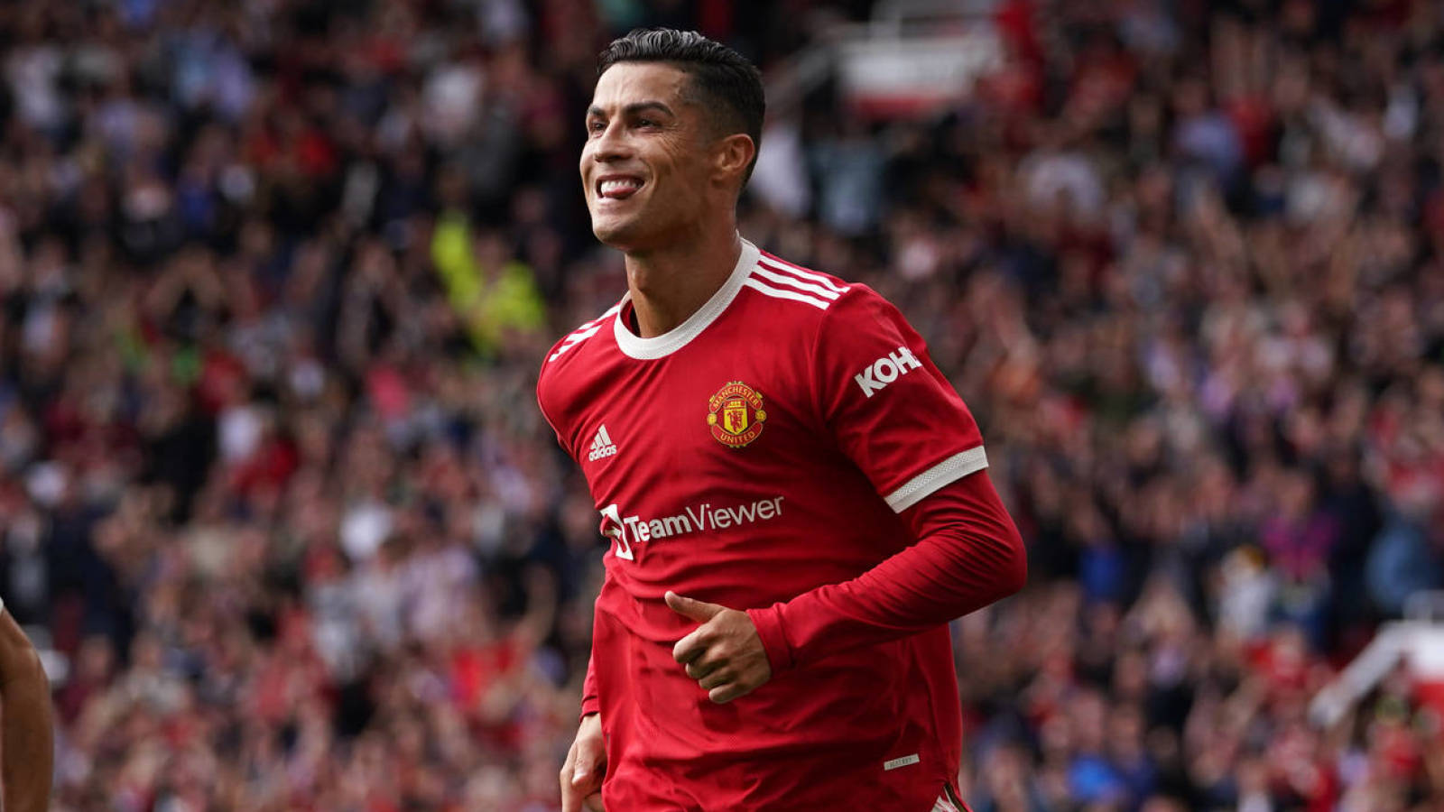 Cristiano Ronaldo, Manchester United’a rekorlarla geri döndü