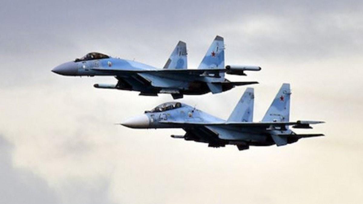 Rusya Afganistan sinirina savas uçaklari gönderiyor!