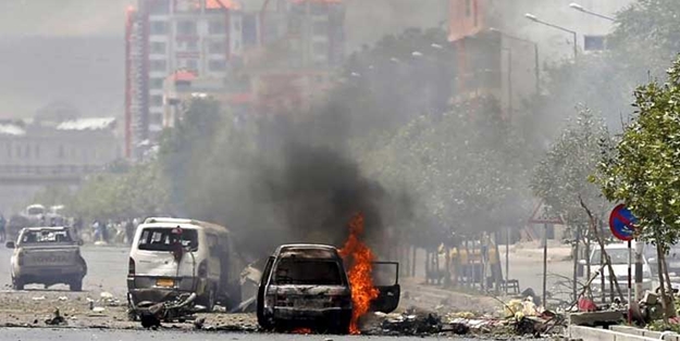 ISID'ten Taliban'a yönelik bombali saldiri: Ölü ve yaralilar var