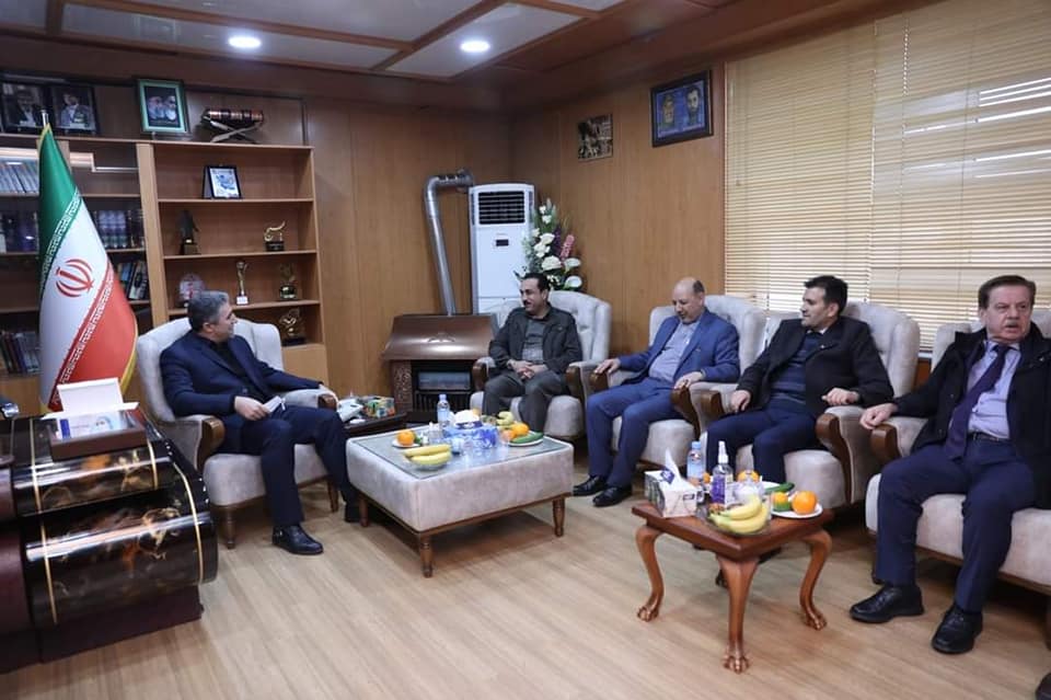 "Urmiye ve Mahabad üniversitelerinde Kürt dili bölümleri açilmali"