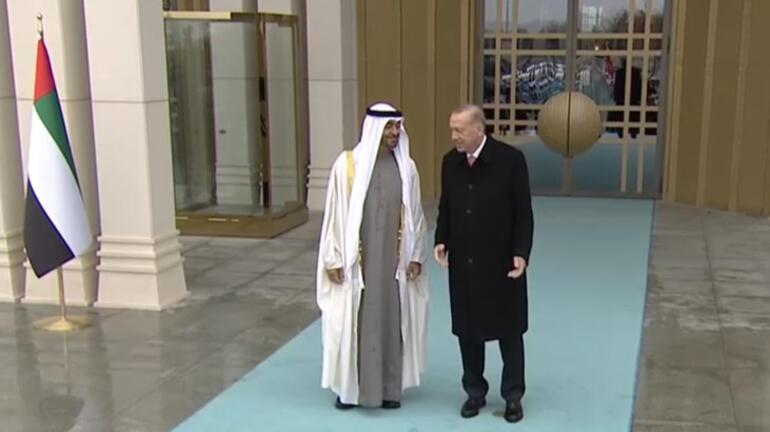 Erdogan, BAE Veliaht Prensi Zayid’i resmi törenle karsiladi!